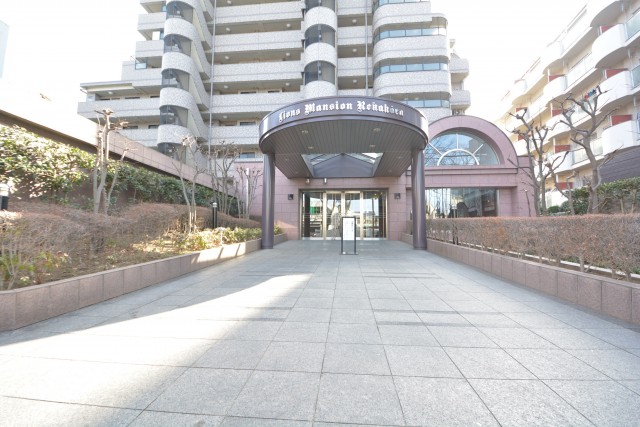 ライオンズマンション芦花公園　外観