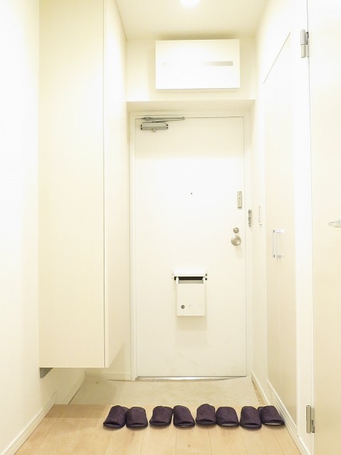 明るい玄関ホール