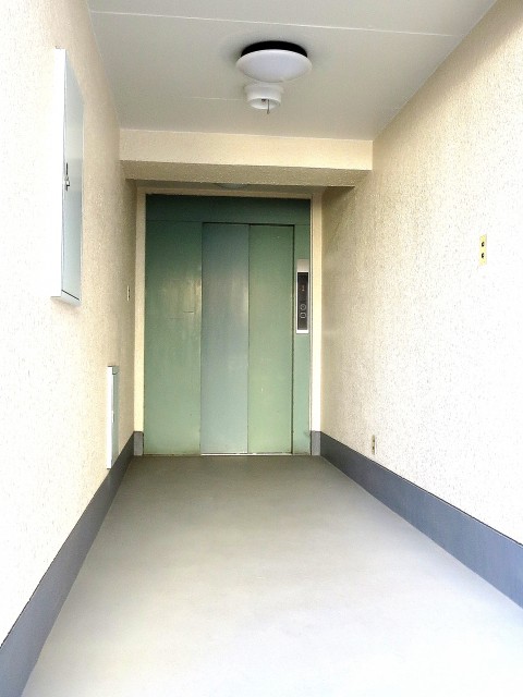 エレベーターホール