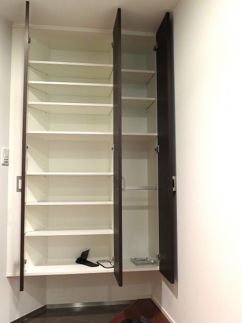 グラントレゾール広尾　シューズBOX