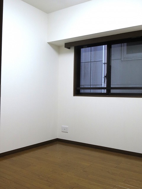 パークステージ茅場町　4帖のサービスルーム