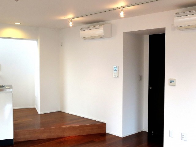 グラントレゾール広尾　リビングダイニングキッチン