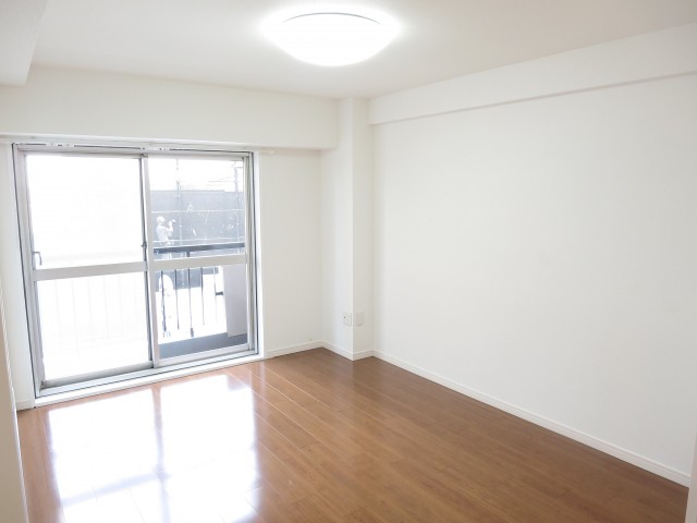 マンション第一明大前　洋室6帖605