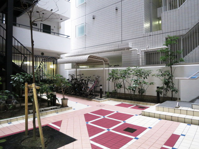 新宿御苑ダイカンプラザ　エントランス