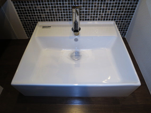 グレースプラザ若松町　洗面室