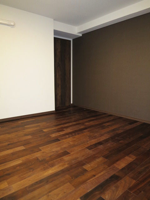 グレースプラザ若松町　洋室