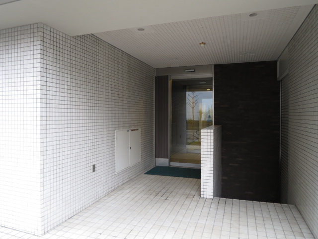 本郷七番館　エントランス