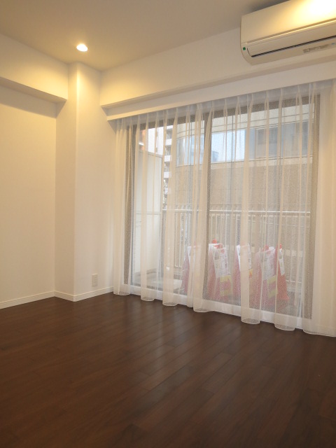 本郷七番館　洋室