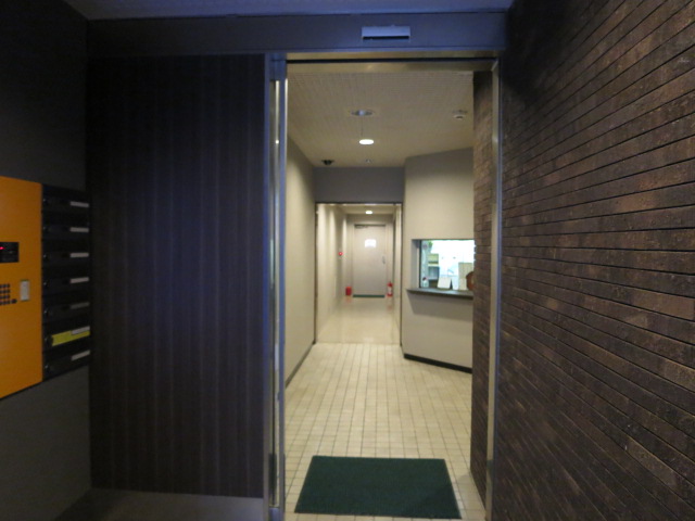 本郷七番館　エントランス