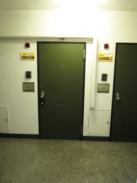 東中野マンション　ドア