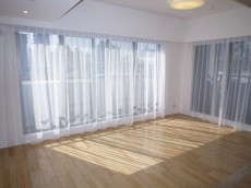 約12.4帖のリビングダイニングキッチン