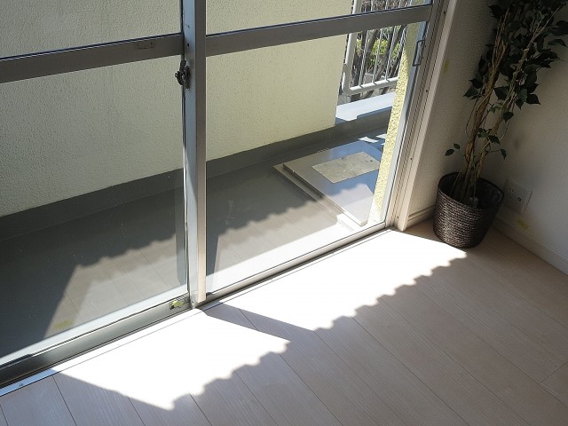 ウエスト経堂マンション　洋室1