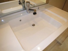 使い勝手良さそうな洗面化粧台