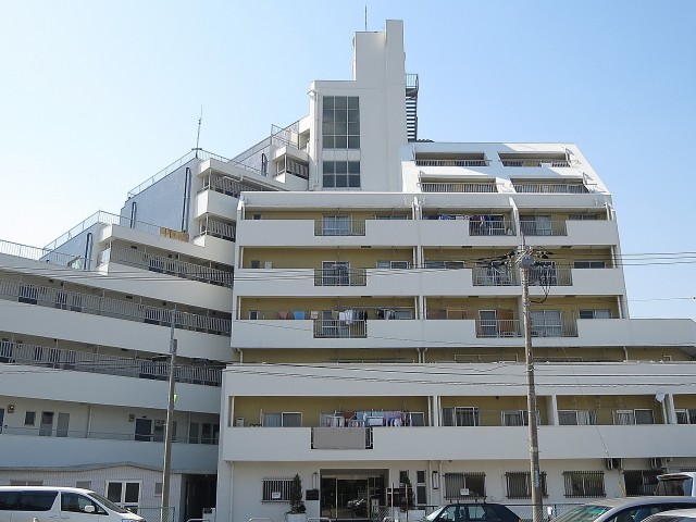 ウエスト経堂マンション　外観