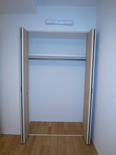 約6.1帖の洋室（収納）