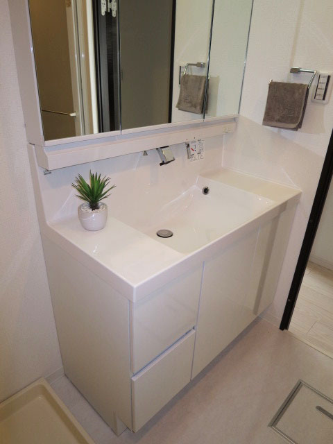 使い勝手良さそうな洗面化粧台