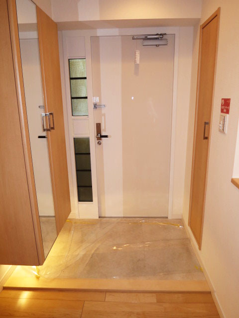 広々とした玄関