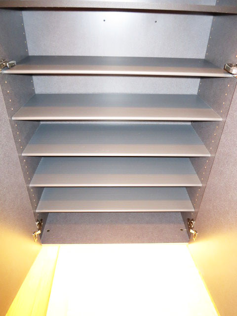 広々とした玄関