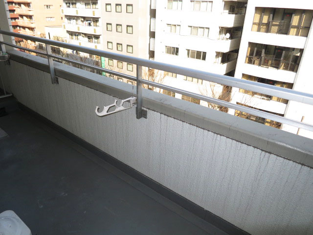 東向きのバルコニー