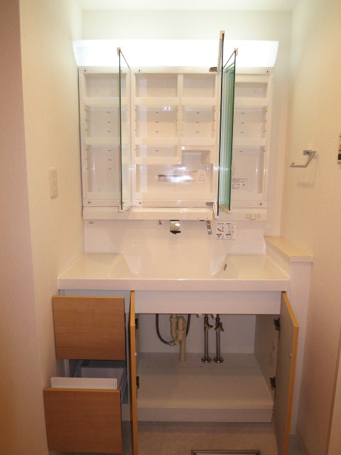 使い勝手良さそうな洗面化粧台