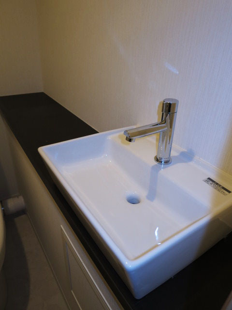 トイレの手洗い場＆カウンター