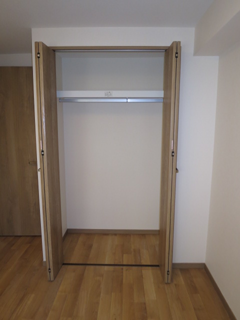 約4.7帖の洋室　収納