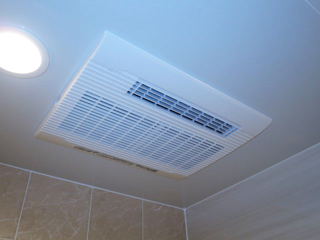 アイタウン・レピア　浴室換気乾燥機が設置されています