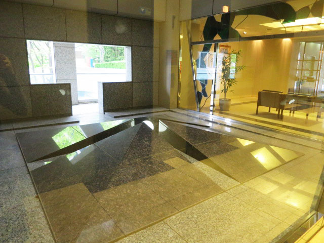 アイタウン・レピア　エントランス