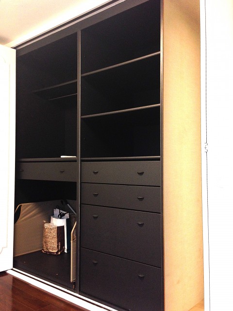 シャルマンコーポ清雅　壁一面のクローゼット