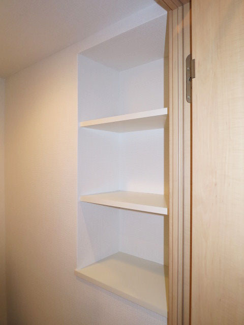 ニックハイム中目黒　ウォシュレット付のトイレ