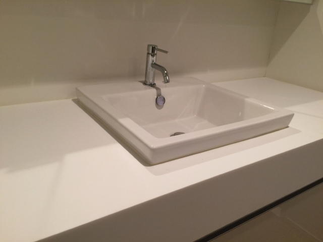 グラントレゾール広尾　洗面台