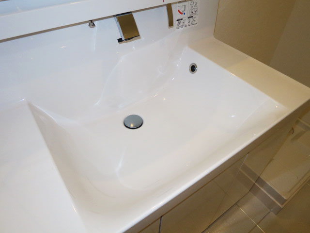 ビッグ武蔵野池袋　使い勝手良さそうな洗面化粧台602