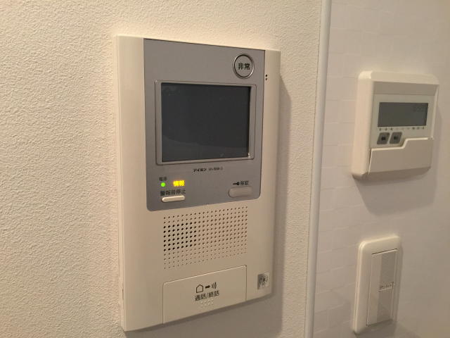 グラントレゾール広尾　ＴＶモニター付きインターホン