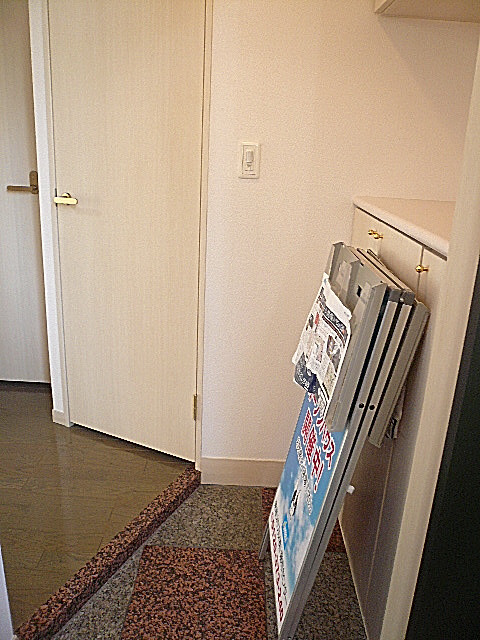 エクセルシオール麻布　玄関ホールです。