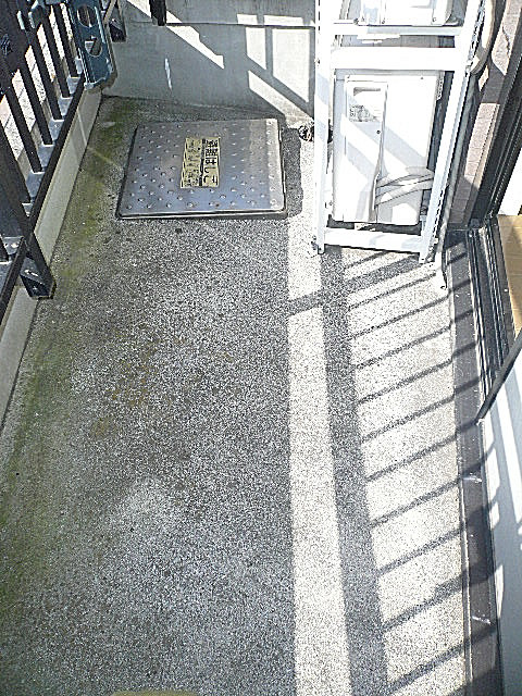 エクセルシオール麻布　南向きバルコニーです。