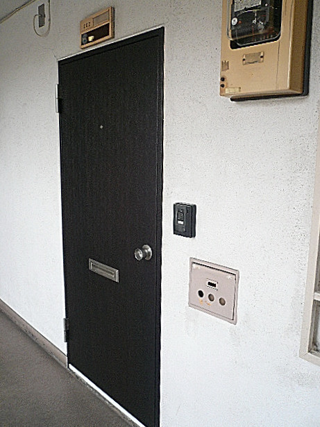 六本木東豊エステート　玄関扉