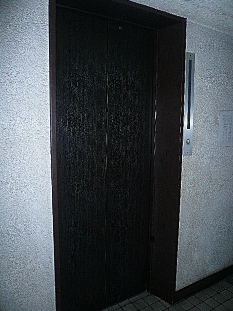 六本木東豊エステート　エレベーターです。