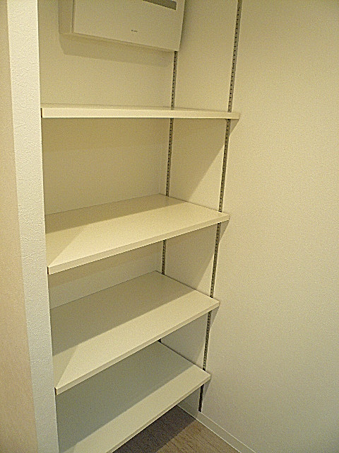 シーアイマンション碑文谷　リネン庫