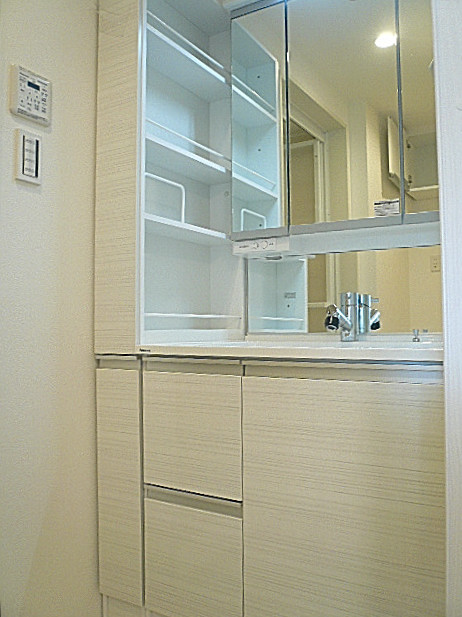 洗面化粧台です。
