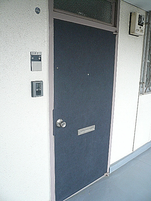 駒沢コーポラス　玄関