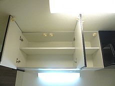 駒沢コーポラス　キッチン吊戸棚