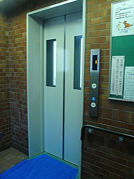 ニックハイム中目黒　エレベーター