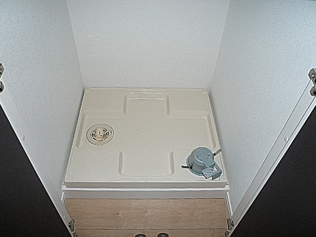 ニックハイム中目黒　洗濯機置き場です。