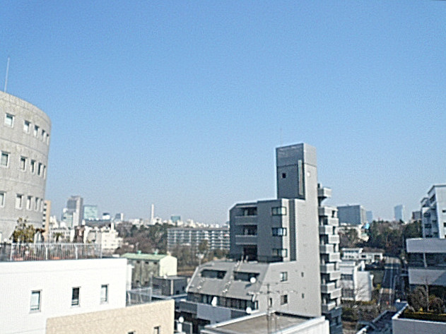 ニックハイム中目黒　共用部廊下からの眺望