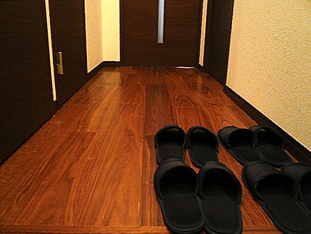 お部屋へ続く廊下