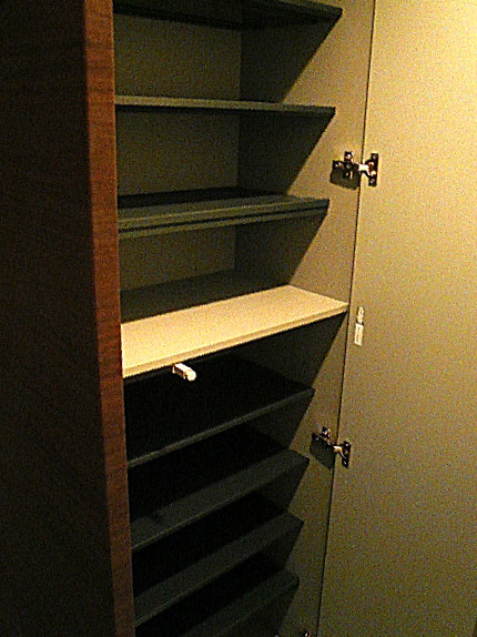 トールサイズの玄関収納