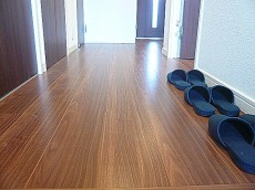 玉川サンケイハウス　お部屋を繋ぐ廊下