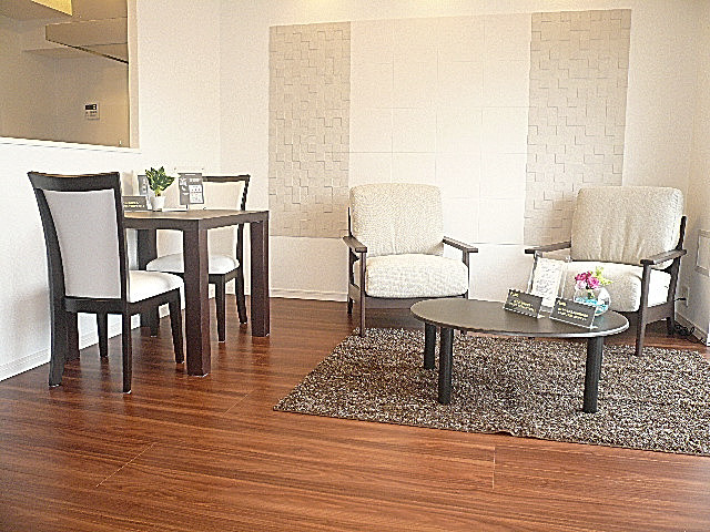 玉川サンケイハウス　LDK11.3帖