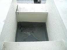 玉川サンケイハウス　バルコニー花壇