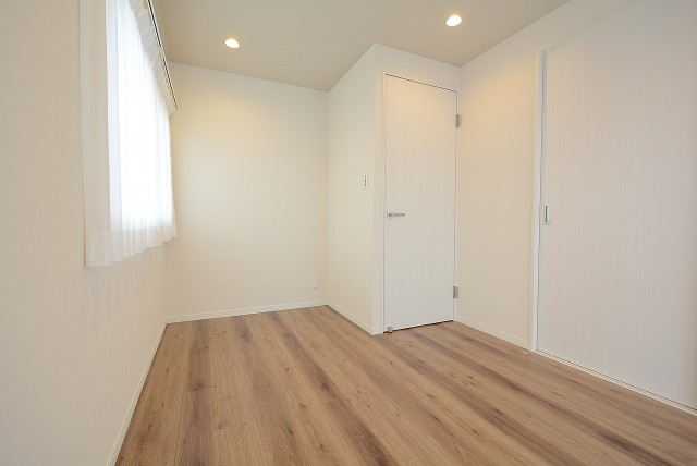ライオンズマンション中野第 洋室２